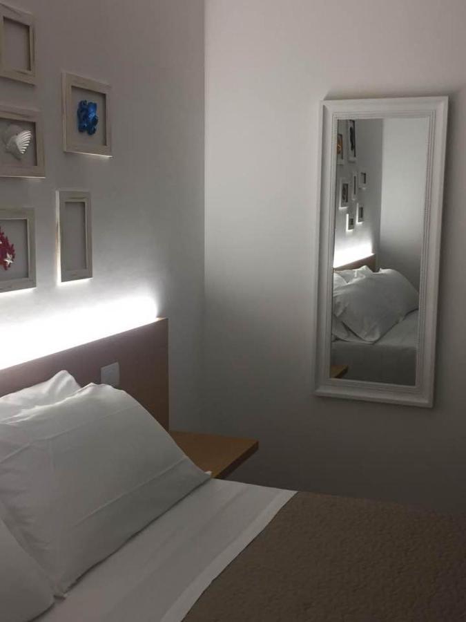Le Rondini House Hotel Монополи Екстериор снимка