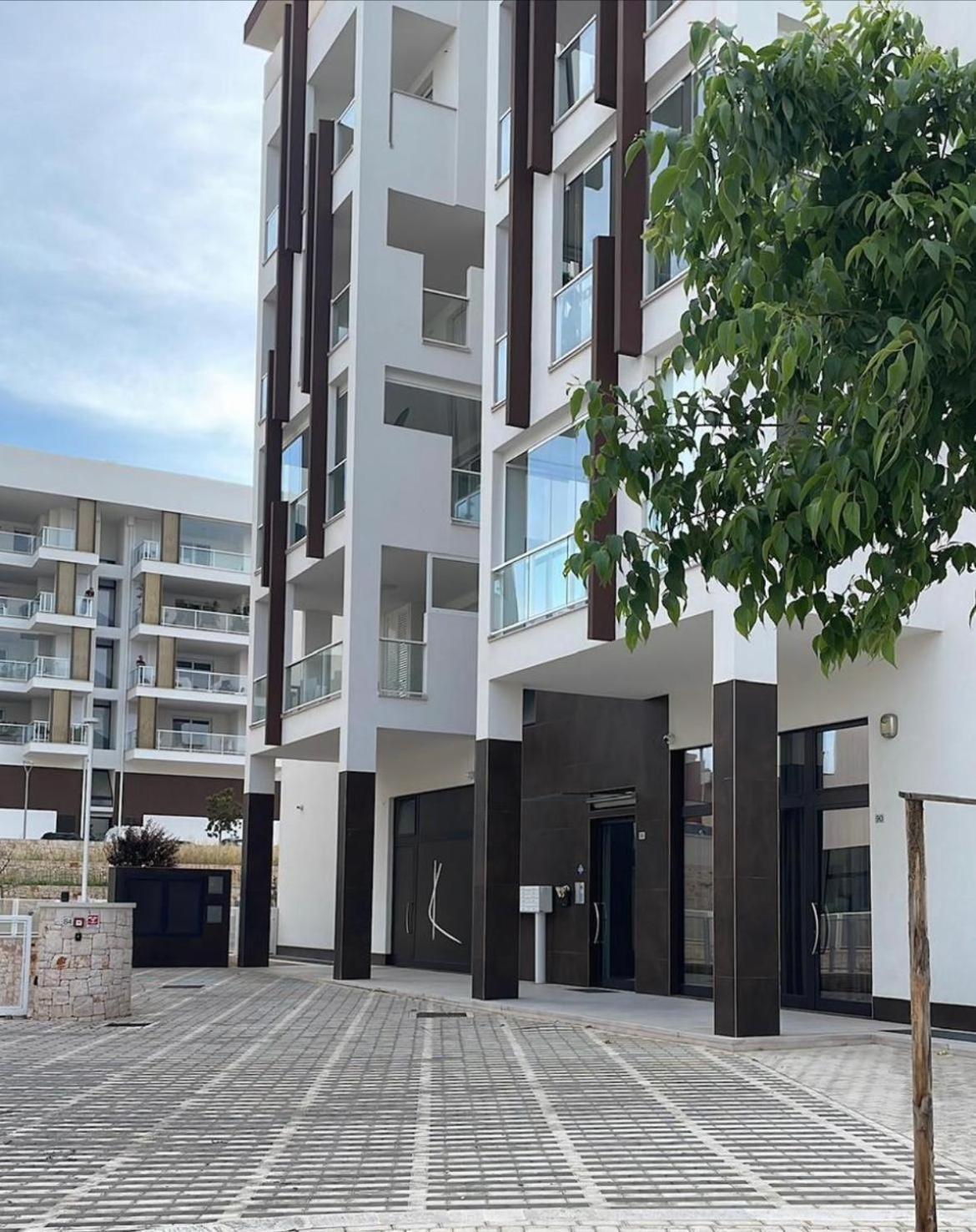 Le Rondini House Hotel Монополи Екстериор снимка